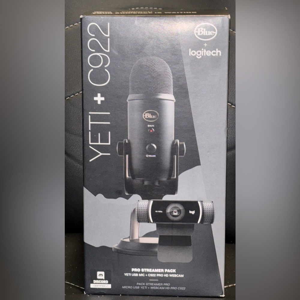 Yeti microphone + C922 webcam